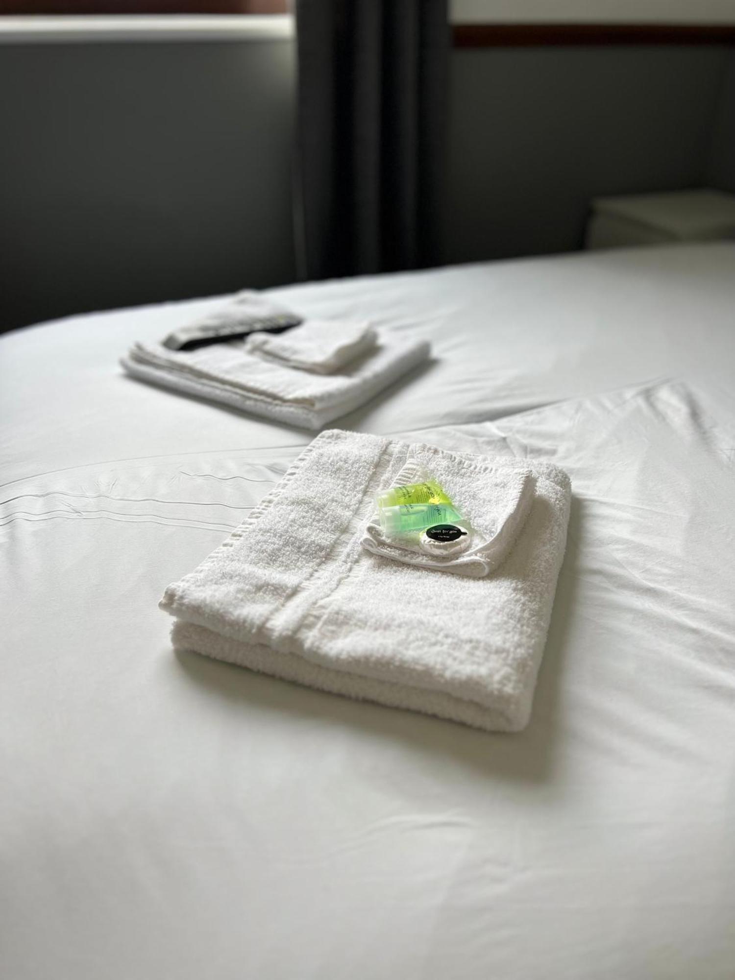 Oyo Stay Inn Express, Cambridge Papworth Everard 外观 照片