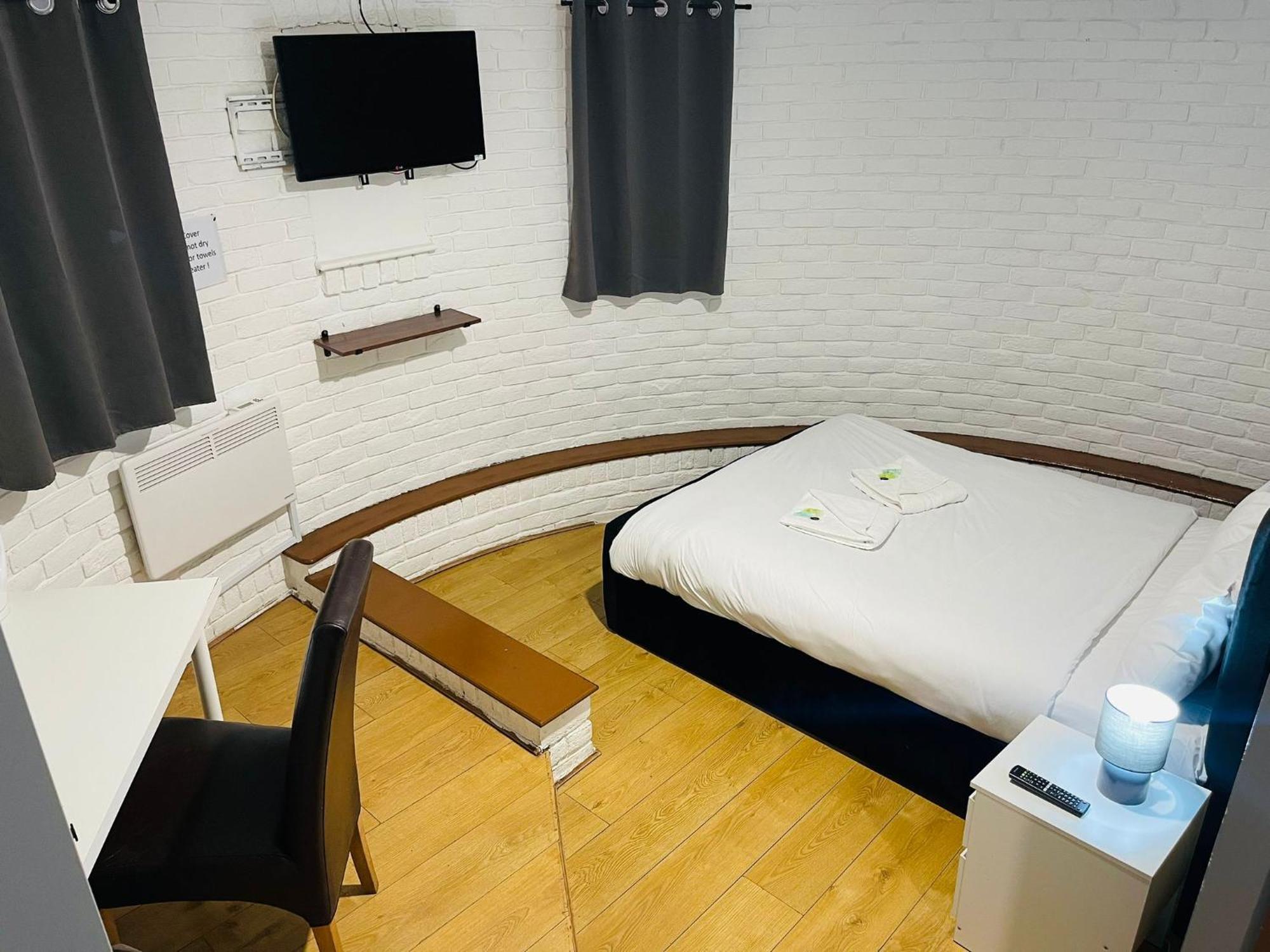 Oyo Stay Inn Express, Cambridge Papworth Everard 外观 照片
